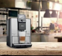 NIVONA CafeRomatica 825 Inox Avec Carafe à Lait 1L 2 NIVONA CafeRomatica 825 Inox Avec Carafe à Lait 1L -Maxi Coffee Soldes ambiance jour machine auto nivona 825 inox
