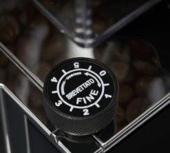 Moulin Expresso EUREKA Mignon Turbo Blanc Et Chrome Silent Range -Maxi Coffee Soldes eureka turbo blanc 3