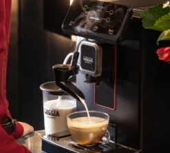 GAGGIA Magenta Milk -Maxi Coffee Soldes expresso broyeur magenta milk cafe au lait
