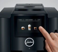 JURA S8 PianoBlack 2020 Smart Connect Inclus Garantie 3 Ans 4 JURA S8 PianoBlack 2020 Smart Connect Inclus Garantie 3 Ans -Maxi Coffee Soldes expresso broyeur s8 pianoblack ecran tactile ambiance