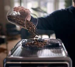 SAECO Xelsis Deluxe SM8780/00 Garantie 3 Ans 8 SAECO Xelsis Deluxe SM8780/00 Garantie 3 Ans -Maxi Coffee Soldes machine expresso broyeur saeco xelsis deluxe noir grains