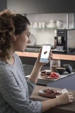 Delonghi Maestosa EPAM 960.75.GLM Pack Zen Garantie 5 ANS -Maxi Coffee Soldes mano wirless donna 02