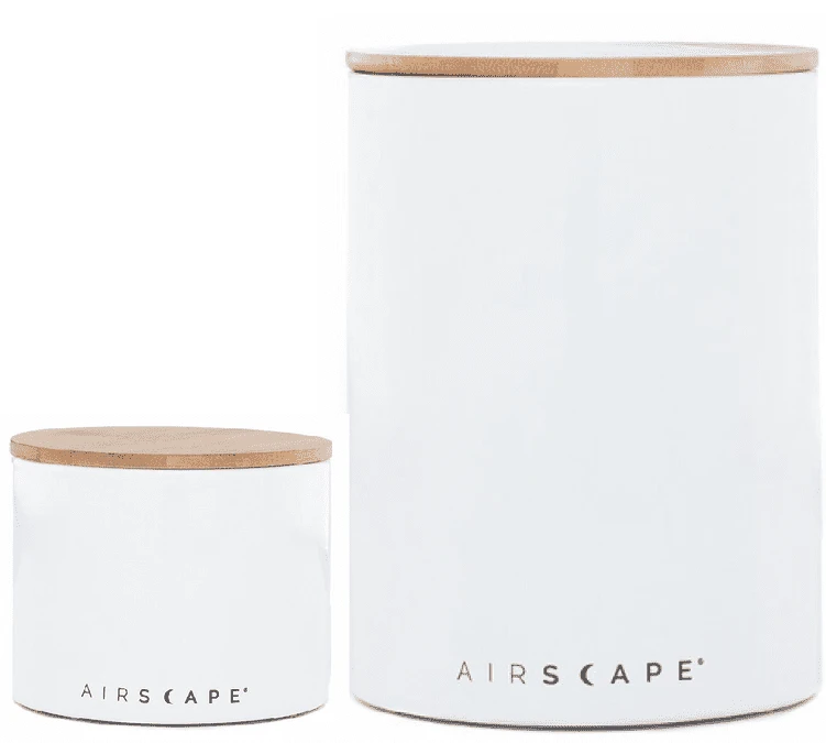 Lot 2 boites de conservation céramique AIRSCAPE - avec vide d'air - blanche - 500g et 250g Lot 2 Boites De Conservation Céramique AIRSCAPE - Avec Vide D'air - Blanche - 500g Et 250g -Maxi Coffee Soldes sans titre 2 9